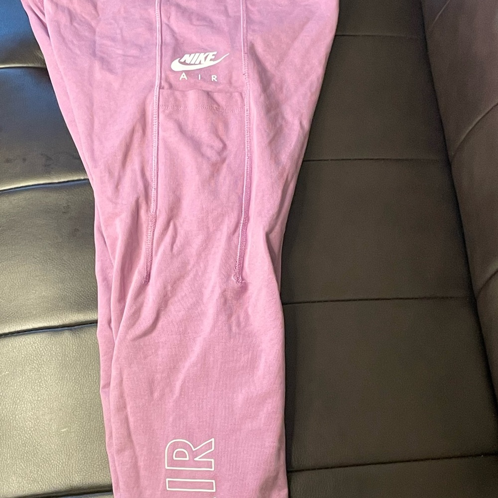 NIKE Two Peice Leggings Set Shirt:M Leggings:L
